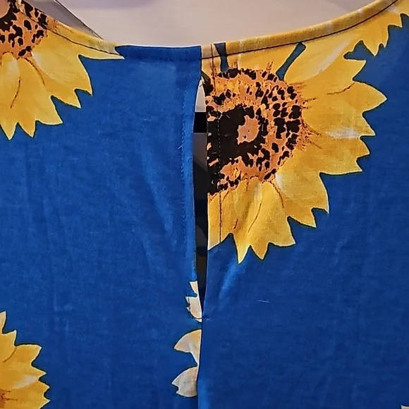 NBW Small LuLaRoe Eliana Top - Picture 5 of 6